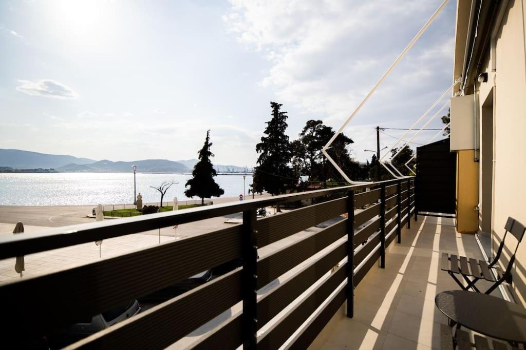 *Oasis* Best View Jacuzzi New Central Apartment Волос Екстер'єр фото